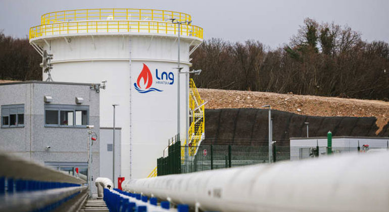 Natural gas surges 14% as cold snap ahead is expected to boost demand